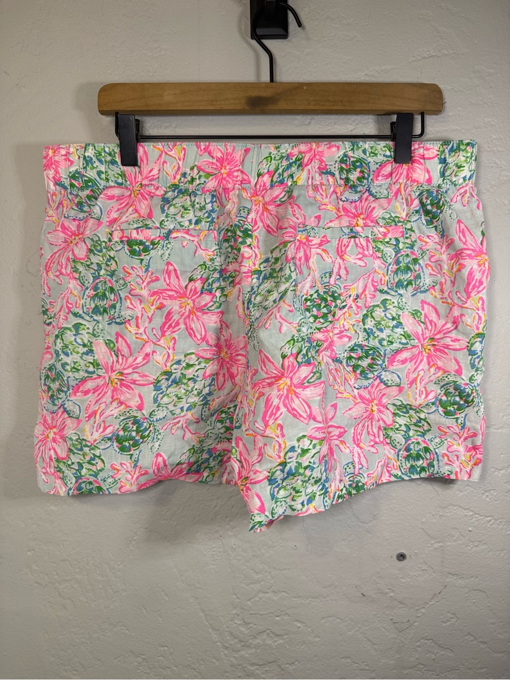 Lilly Pulitzer Lilo Linen Shorts Size Large pockets - Picture 5 of 9